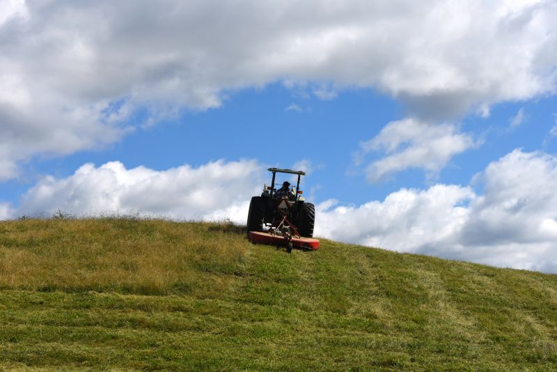 Acreage Mowing Service in Waldorf, MD